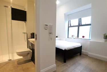 1 bed studio, The Bruce Building, Denton, Newcastle, NE17RP - Image 1